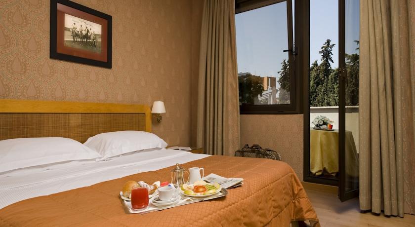 Polo Hotel Roma Exterior foto